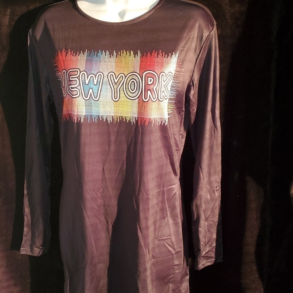 New Women's Black New York Long-Sleeved Mini Dresses Sizes S and M - Picture 5 of 6